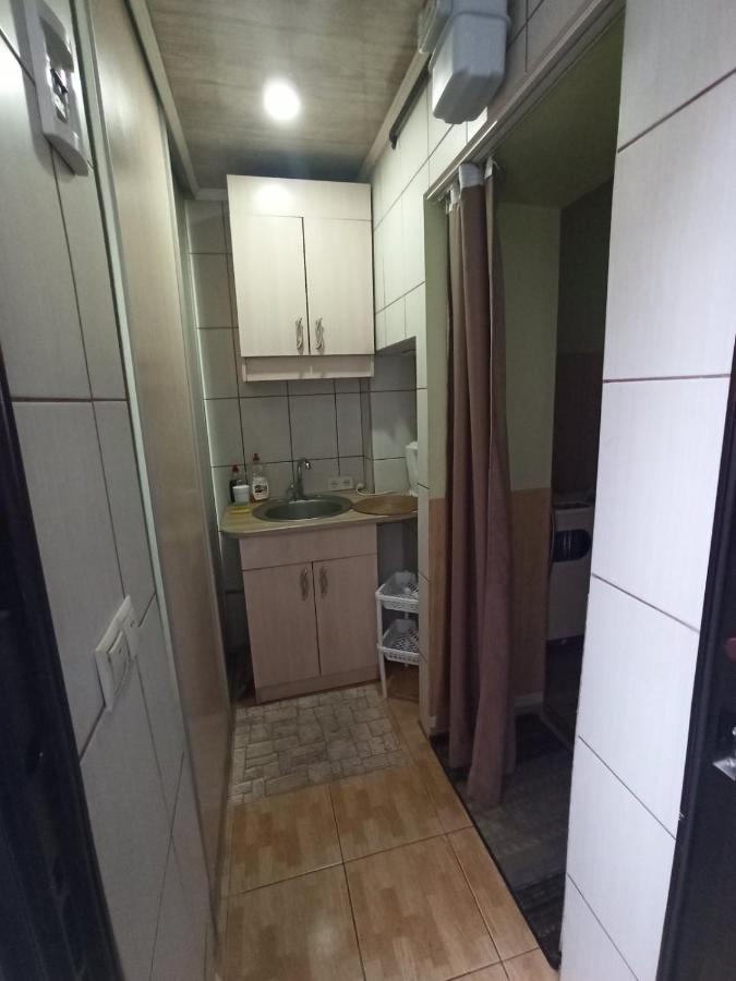 Ferienwohnung Смарт-Економ,10 Хв До Ж/Д Вокзалу Lemberg Exterior foto